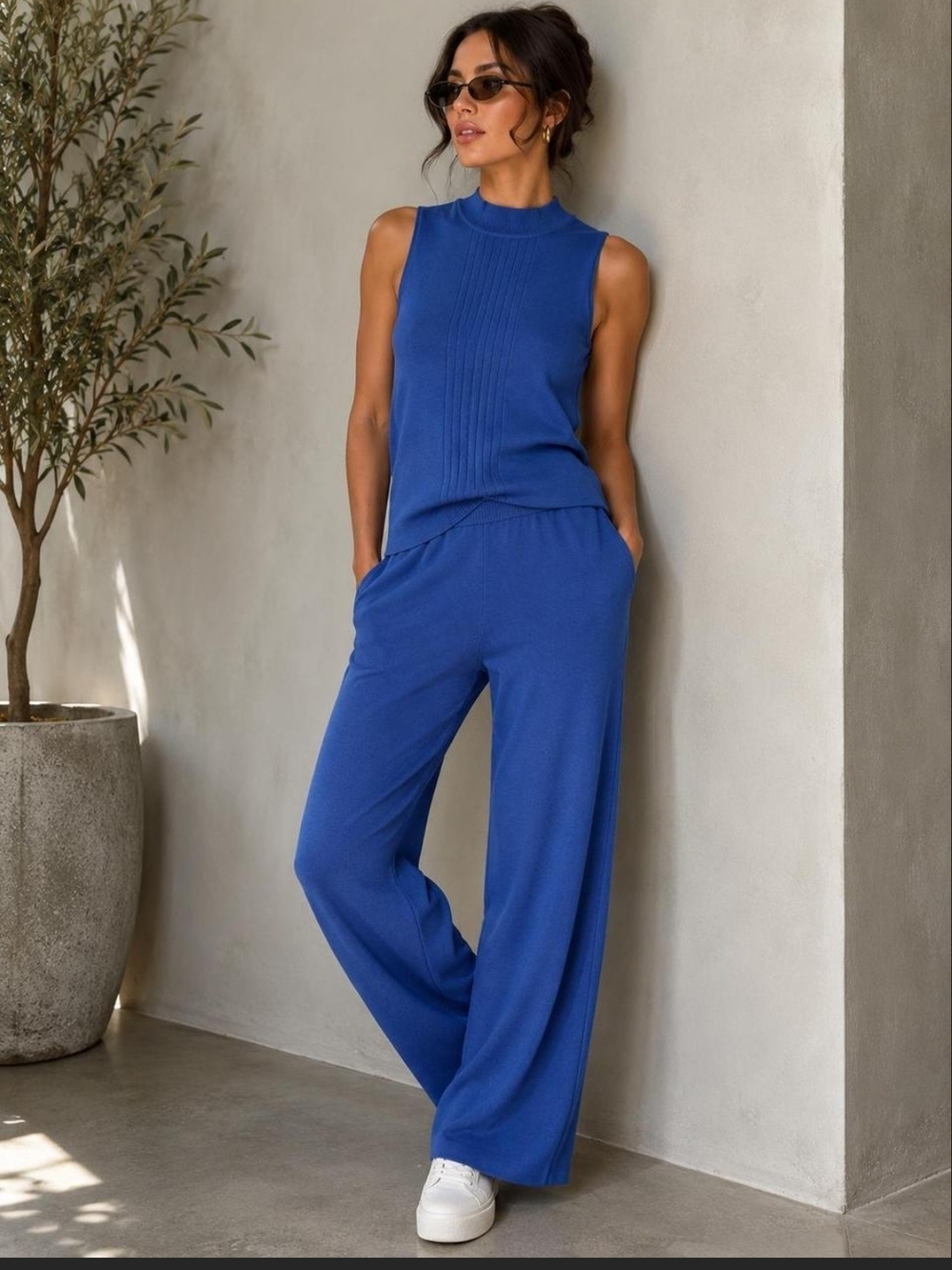 Exclusively Misook Petite Cobalt Sleeveless Tank Top And Pants Set